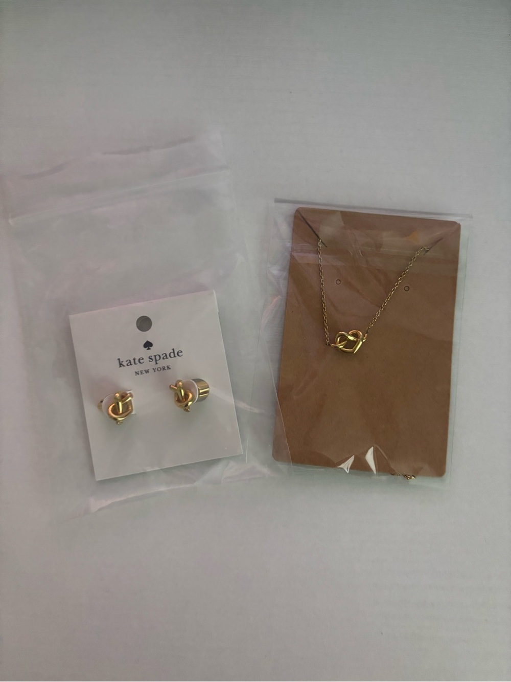 kate spade gold knot pendant necklace and knot stud earrings set